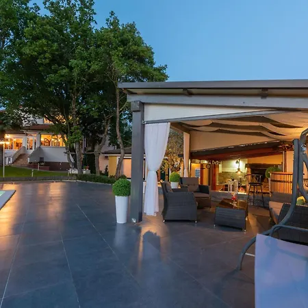 Appartamento Rosi By Interhome