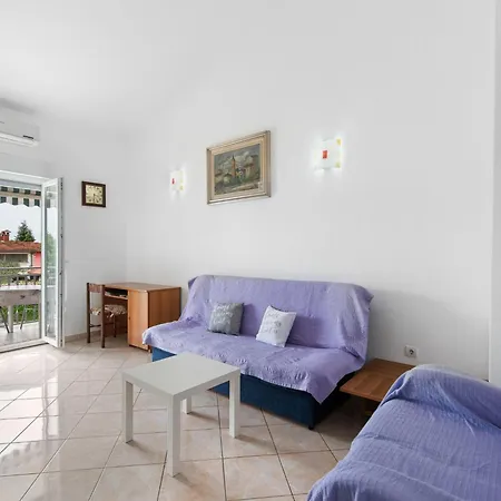 Rosi By Interhome Kukci