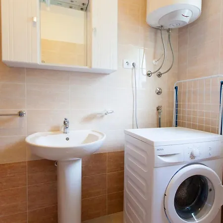 Rosi By Interhome * Kukci
