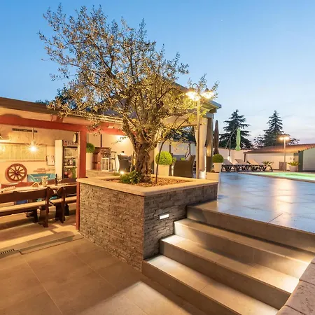Rosi By Interhome